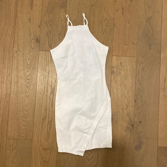 White mini dress - Picture 1 of 7